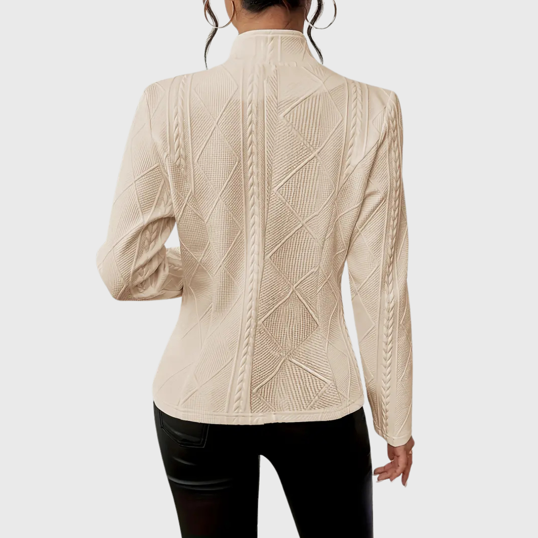 CASSY | Elegantly Detailed Blazer
